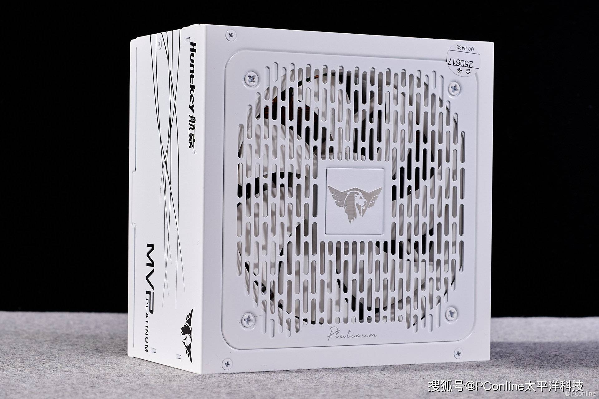 航嘉MVP P1200电源：硬核性能，电竞之魂