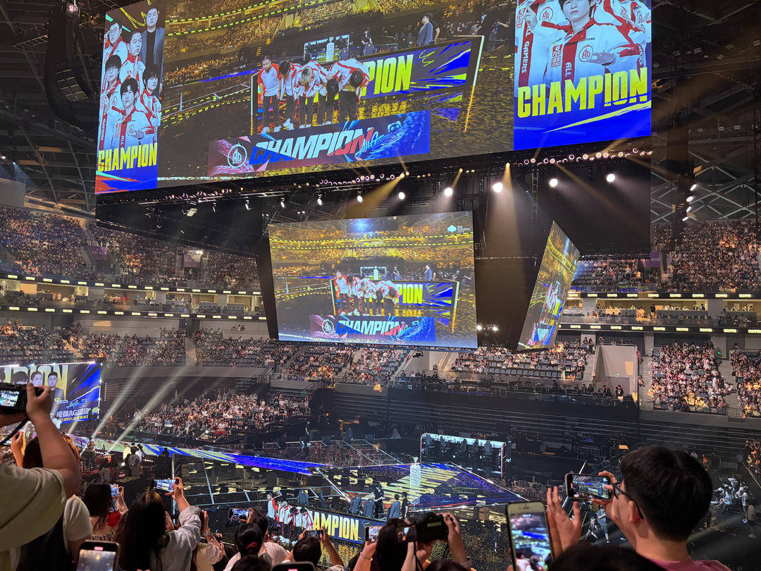 六连冠！成都AG超玩会夺得2025KPL夏季赛冠军